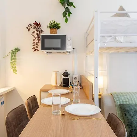 Amazing Stylish Studio, Well Located Near Metro, Bastille Neighborhood * Paris