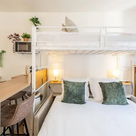 Amazing Stylish Studio, Well Located Near Metro, Bastille Neighborhood *