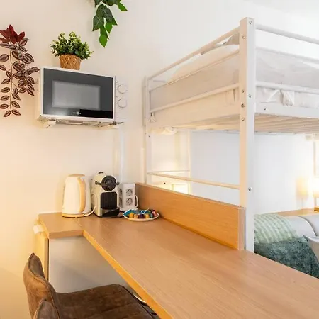 Amazing Stylish Studio, Well Located Near Metro, Bastille Neighborhood * Paris